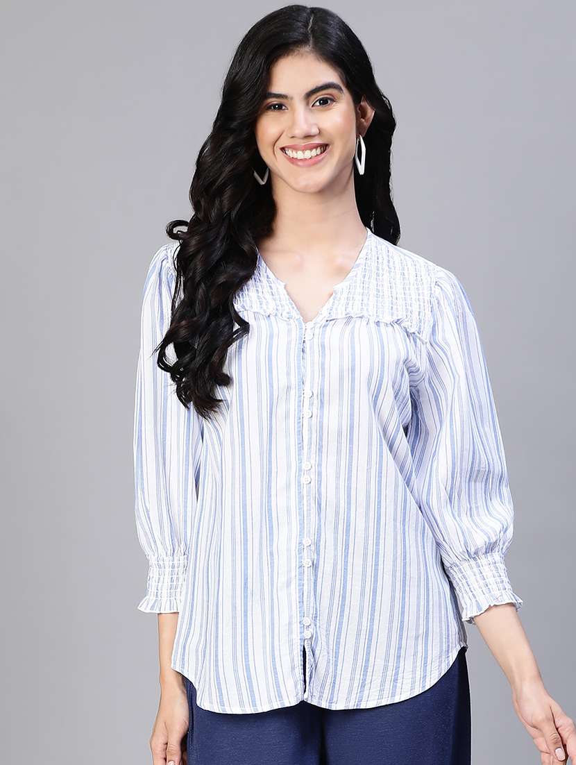 women's straight v neck top - 20149296 - Zoom Image - 0