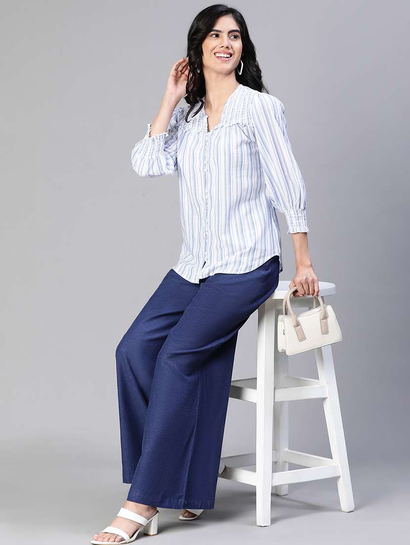 women's straight v neck top - 20149296 - Standard Image - 3