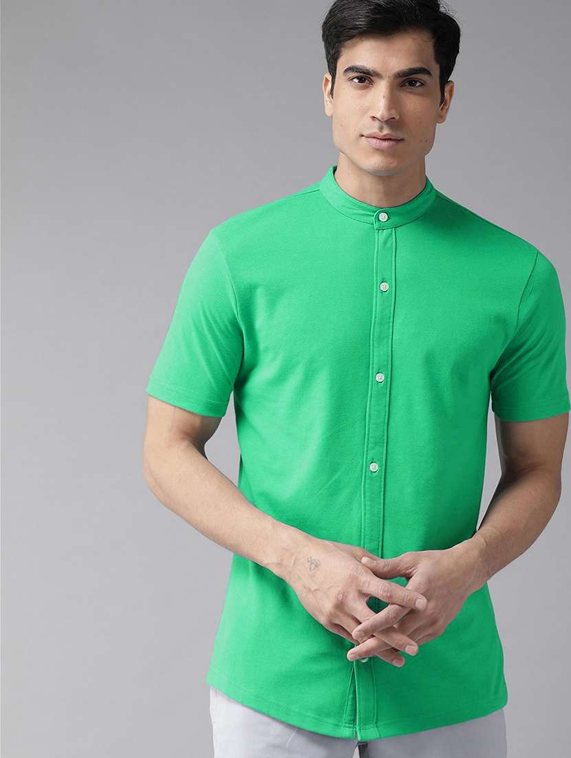 green solid mandarin neck regular fit t-shirt