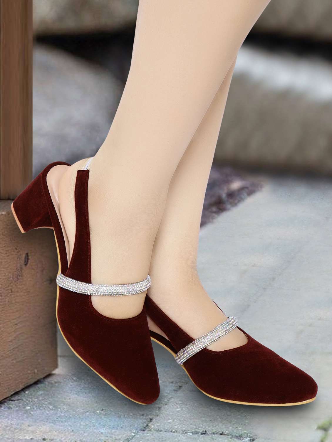 maroon mules stretchable loop block heel sandal