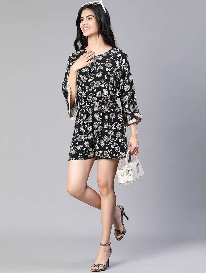 black floral print bell sleeves romper - 20152473 -  Standard Image - 3