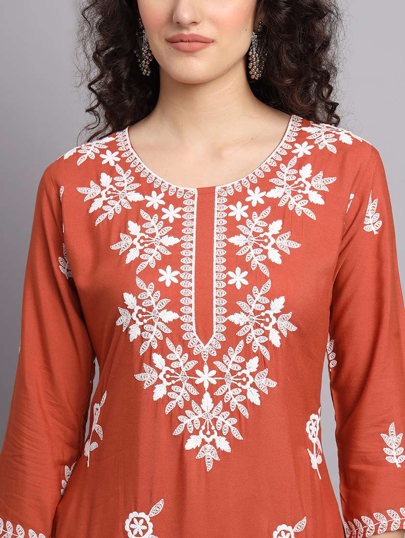 round neck embroidered straight kurta - 20152879 -  Standard Image - 5