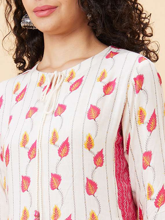 women white kurta pant set - 20158103 -  Standard Image - 5