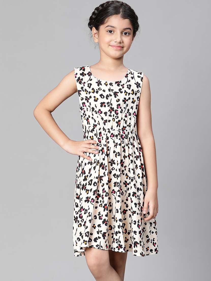 girls round neck sleeveless frock