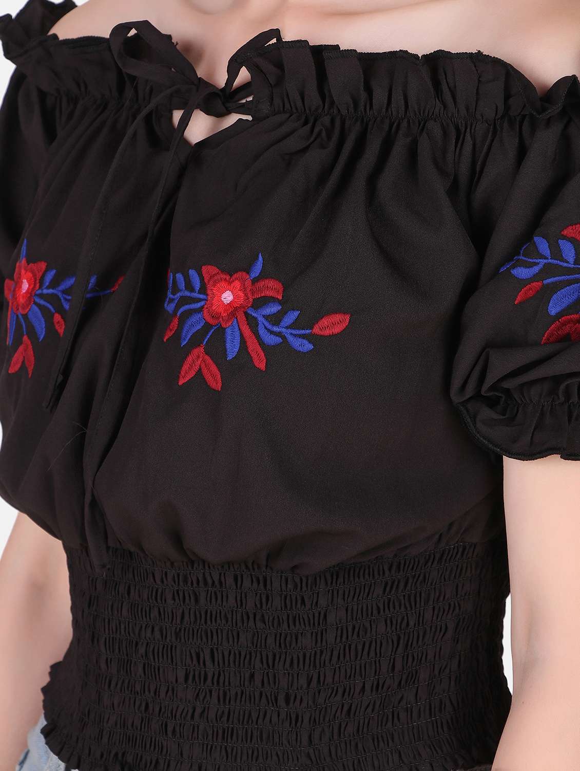 black solids off-shoulder crop top - 20163990 - Standard Image - 3