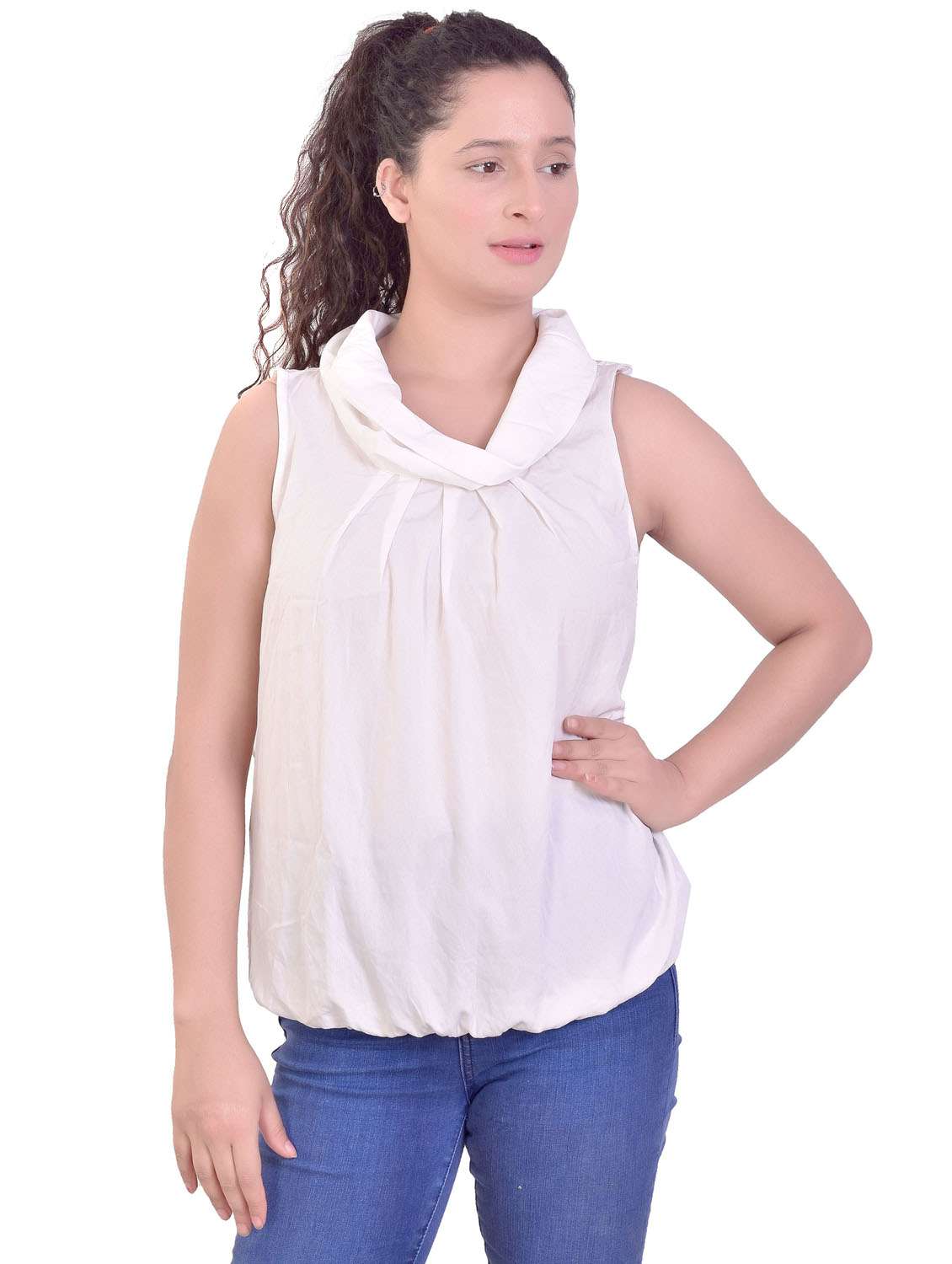 women's straight round neck top