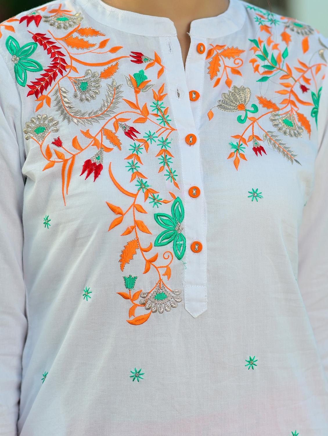 embroidered kurta pant set with dupatta - 20166988 - Standard Image - 3
