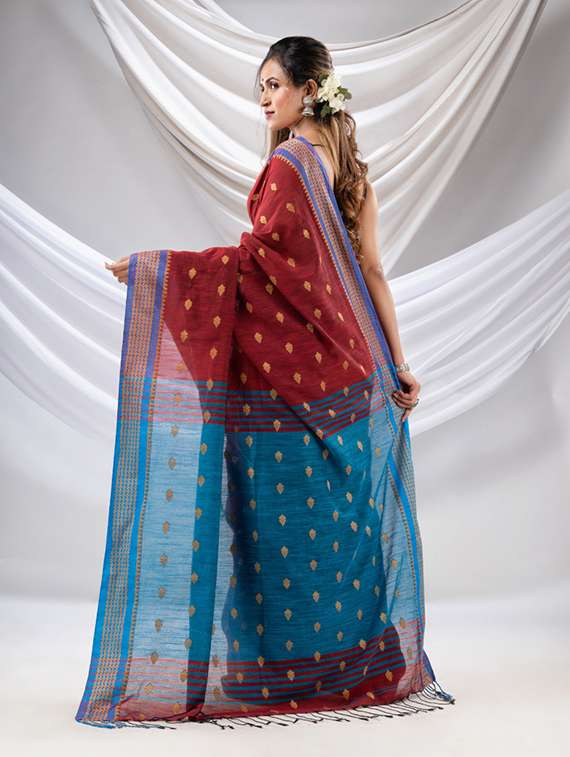 women's self design maroon colored saree with blouse - 20167146 -  Standard Image - 3