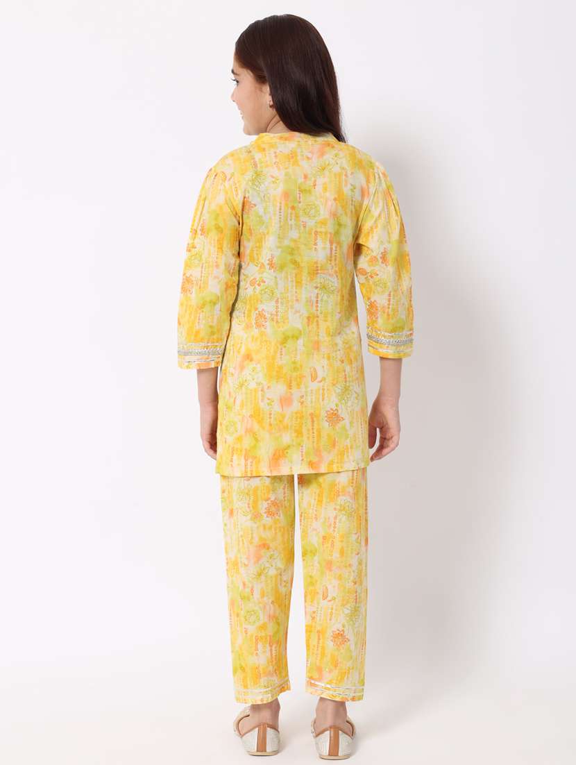 girls yellow printed kurta pant set - 20188060 -  Standard Image - 3