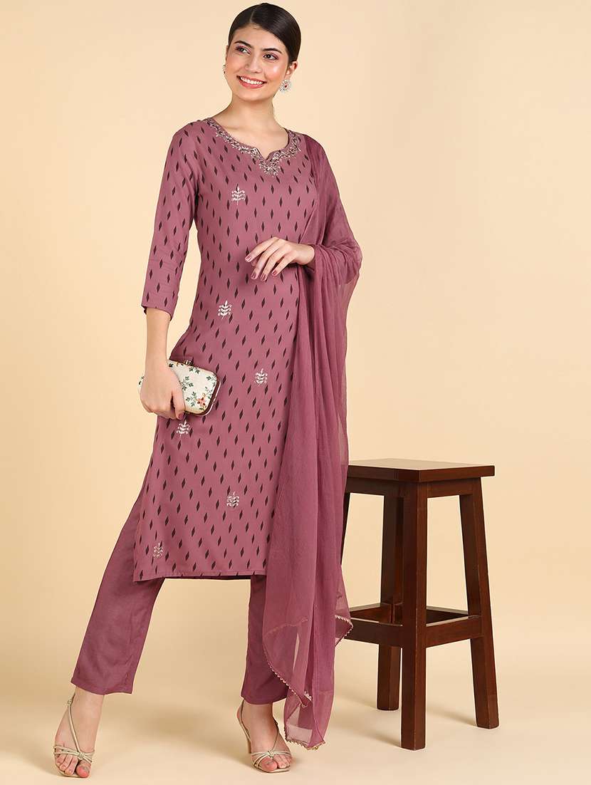 printed kurta pant set with dupatta   - 20189889 -  Standard Image - 3