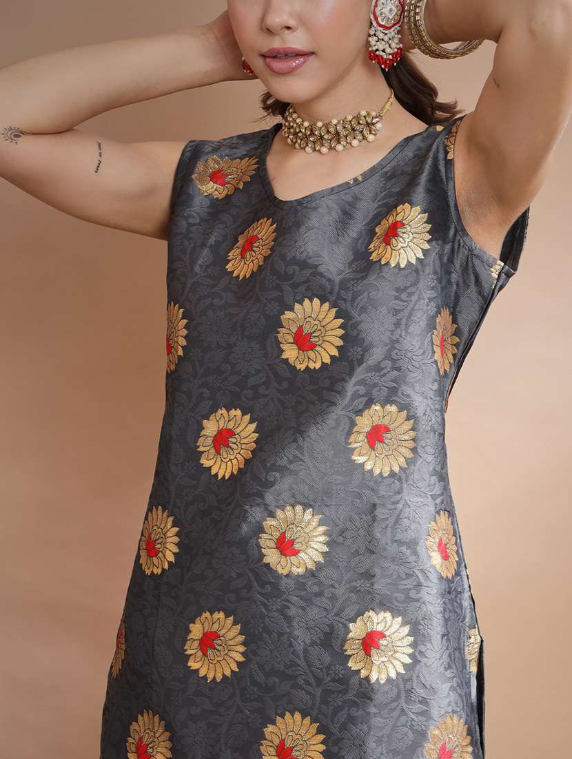 women self design kurta pant with dupatta set - 20194130 -  Standard Image - 5