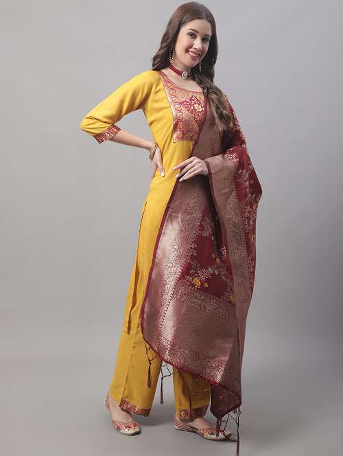 yellow kurta pant set with dupatta - 20194221 -  Standard Image - 0