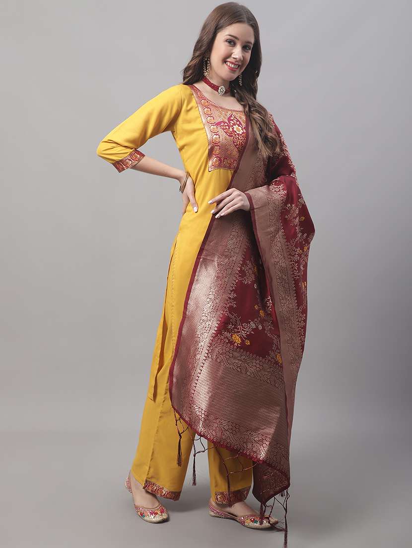 yellow kurta pant set with dupatta - 20194221 -  Zoom Image - 0