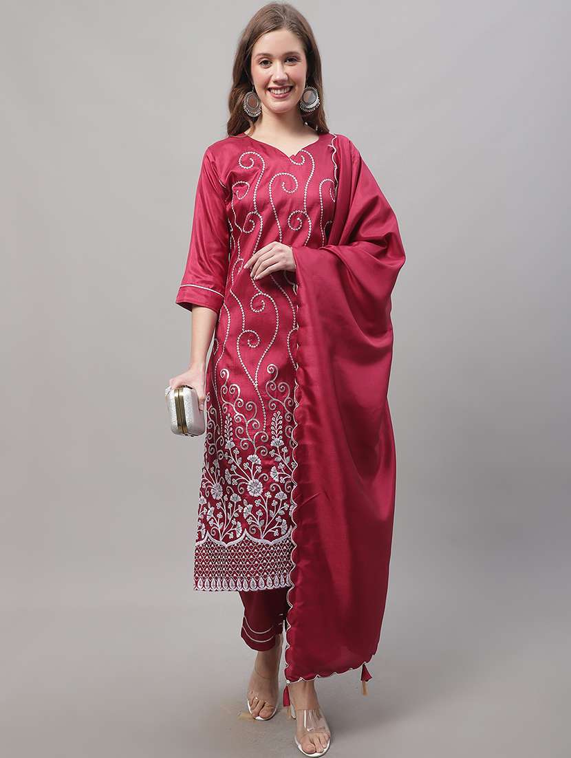 women three quarter sleeve kurta pant with dupatta set - 20194289 -  Standard Image - 3