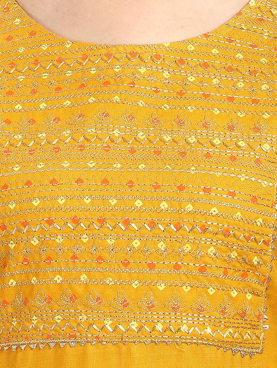 embroidered kurta pant set with dupatta - 20194531 - Standard Image - 3