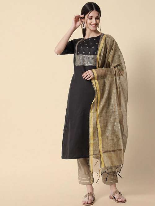 women three quarter sleeve kurta pant with dupatta set - 20195291 - Standard Image - 0