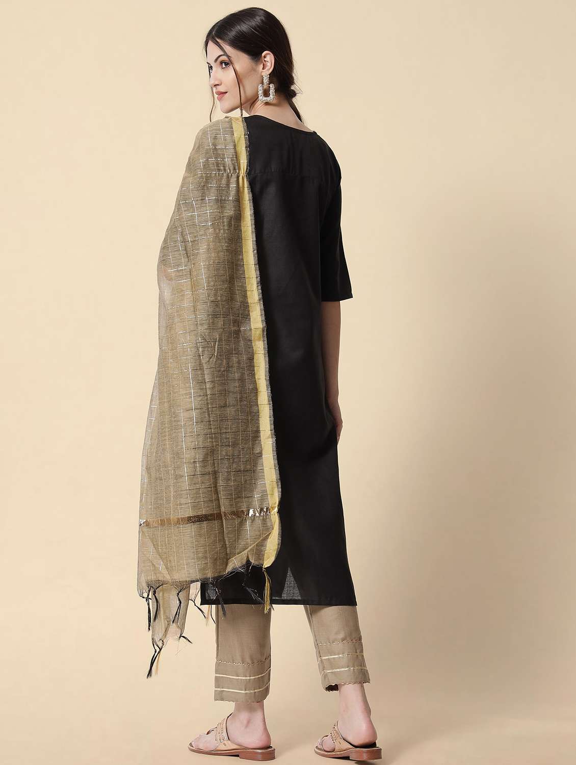 women three quarter sleeve kurta pant with dupatta set - 20195291 - Standard Image - 3