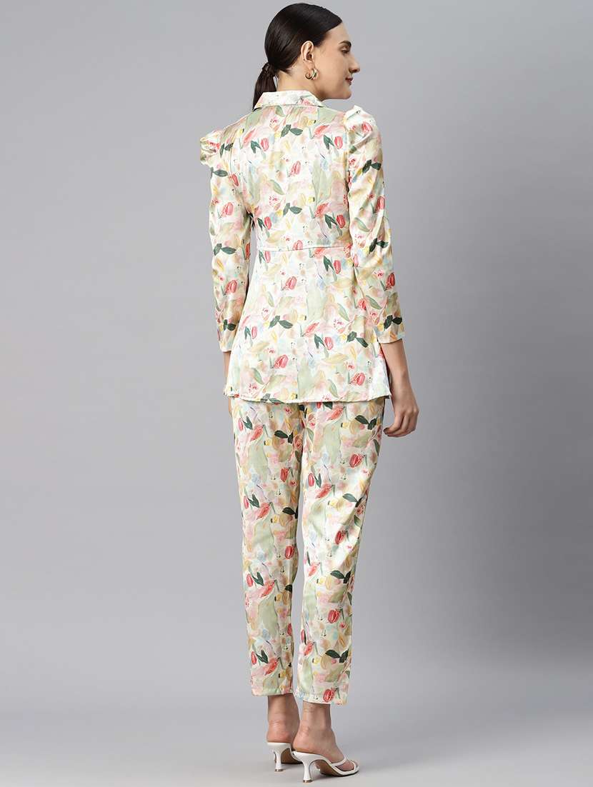 floral printed top & pant co-ords set - 20205557 - Standard Image - 3