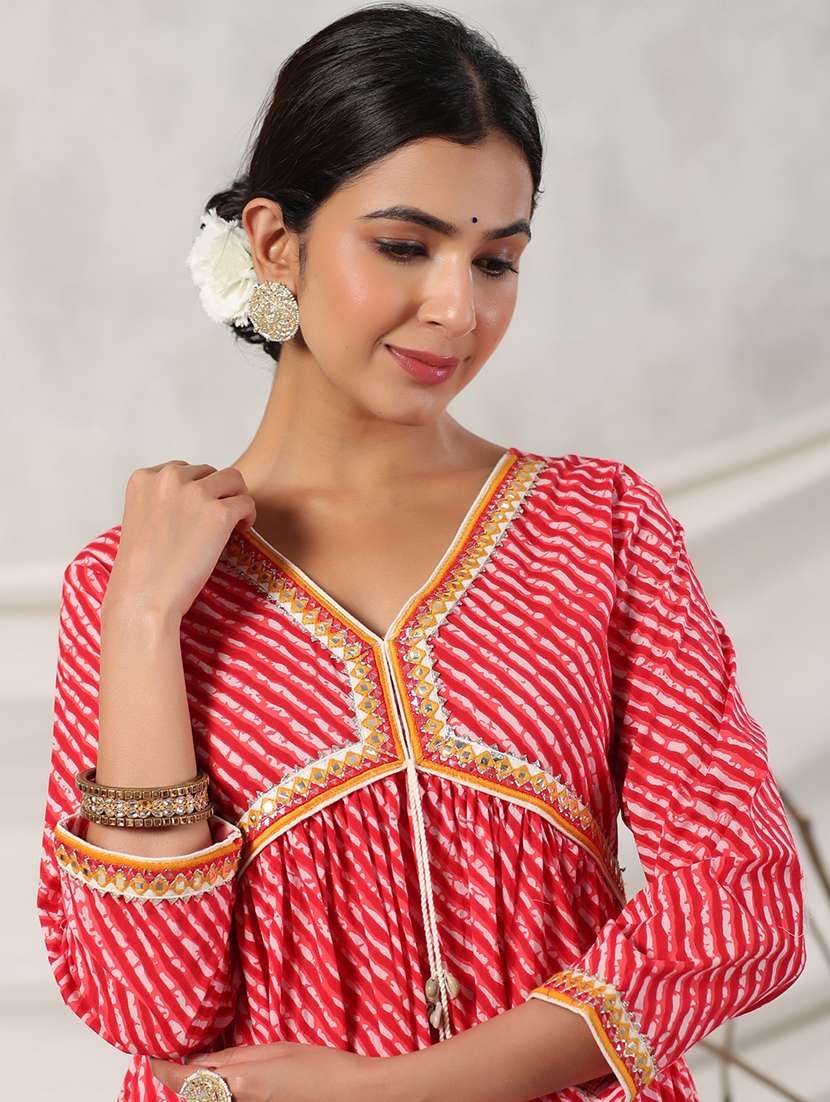 leheriya kurta and palazzo with mirror and gotta work - 20223743 - Standard Image - 3