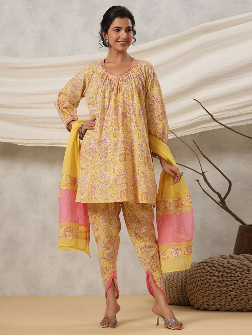 women three quarter sleeve dhoti kurta with dupatta set - 20223754 -  Zoom Image - 0