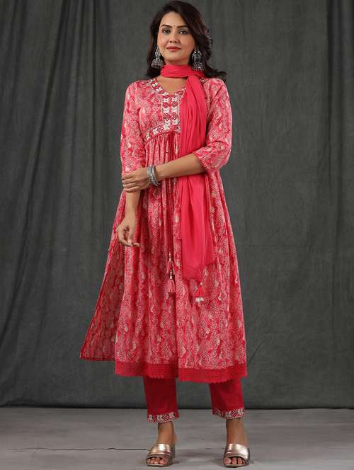 women three quarter sleeve kurta pant with dupatta set - 20223788 - Standard Image - 0