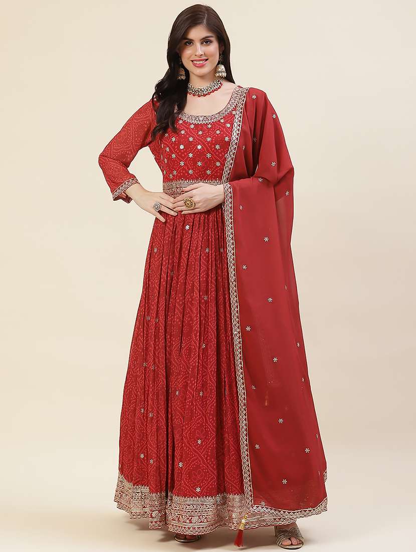 women red kurta dupatta set - 20225637 - Zoom Image - 0