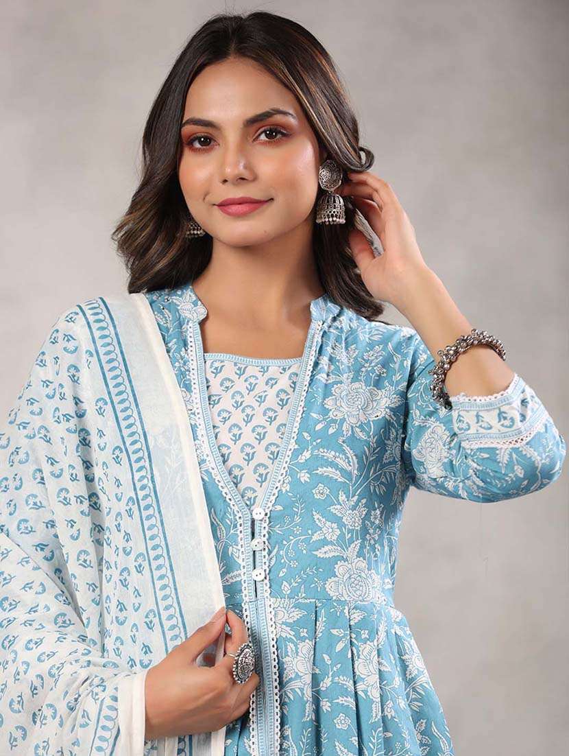 light blue colored kurta pant set - 20225823 - Standard Image - 5