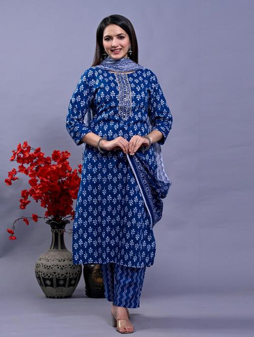 blue colored kurta pant set - 20225856 -  Standard Image - 0