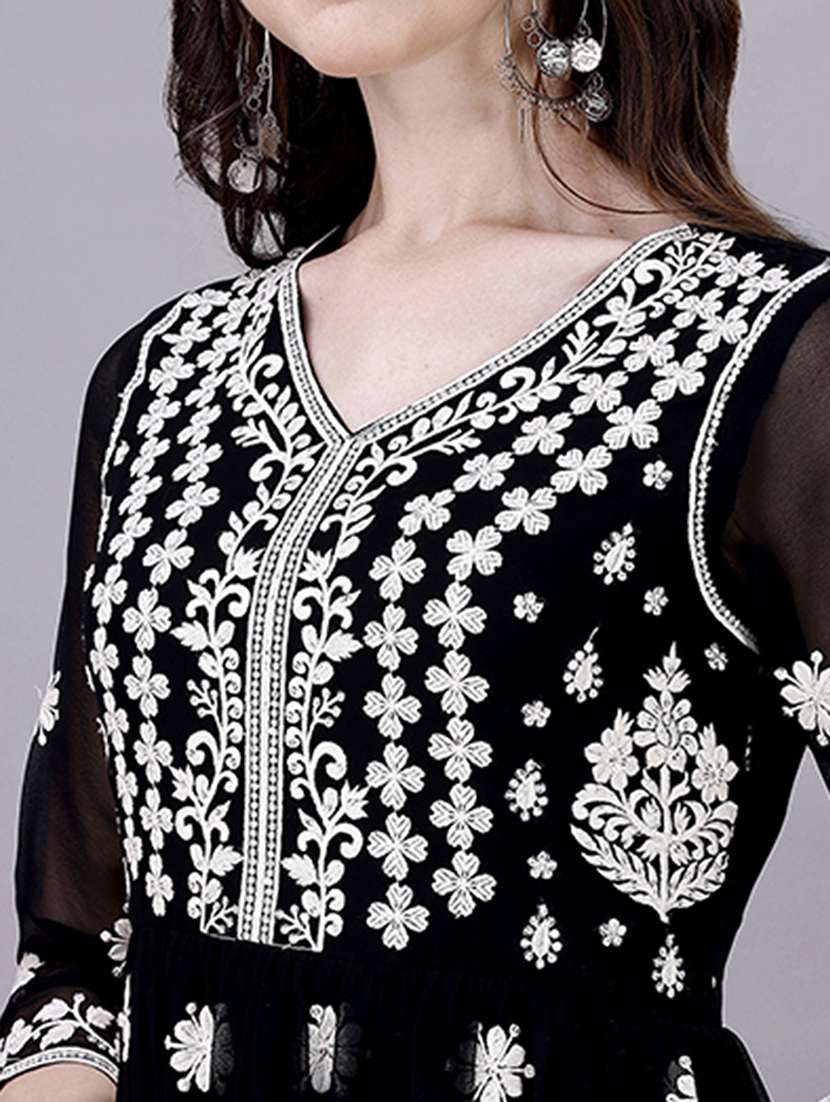women black chikankari kurta pant set - 20239158 -  Standard Image - 5
