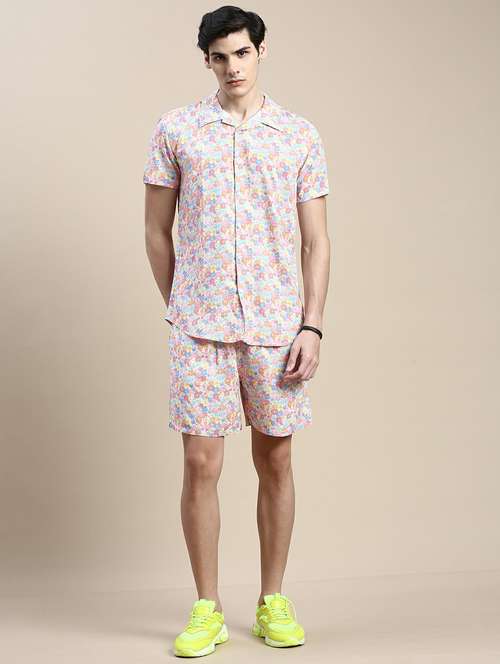 men printed shirt & shorts co-ord set - 20245472 -  Standard Image - 0