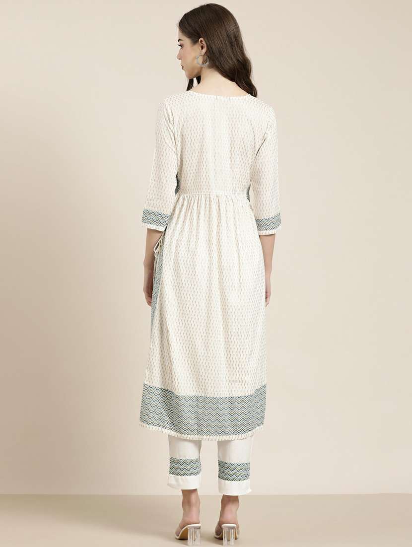 women foil print round neck kurta pant set - 20251244 -  Standard Image - 3