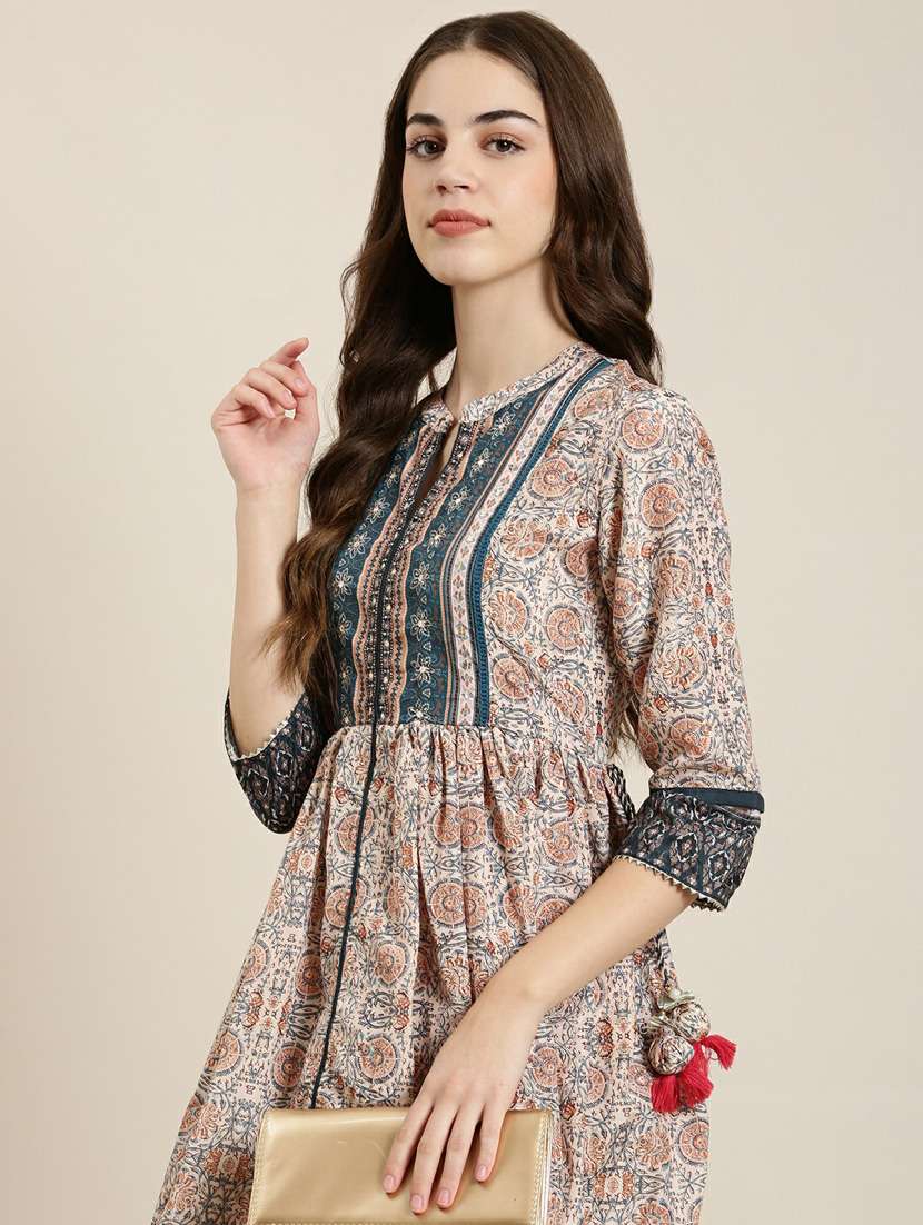 beige floral print flare kurta - 20252336 -  Standard Image - 5