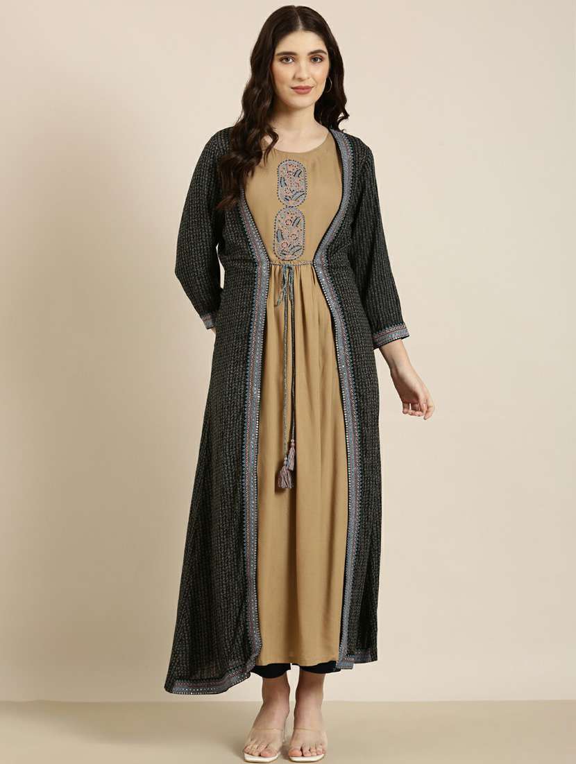 women embroidered kurta with jacket - 20252352 -  Zoom Image - 0
