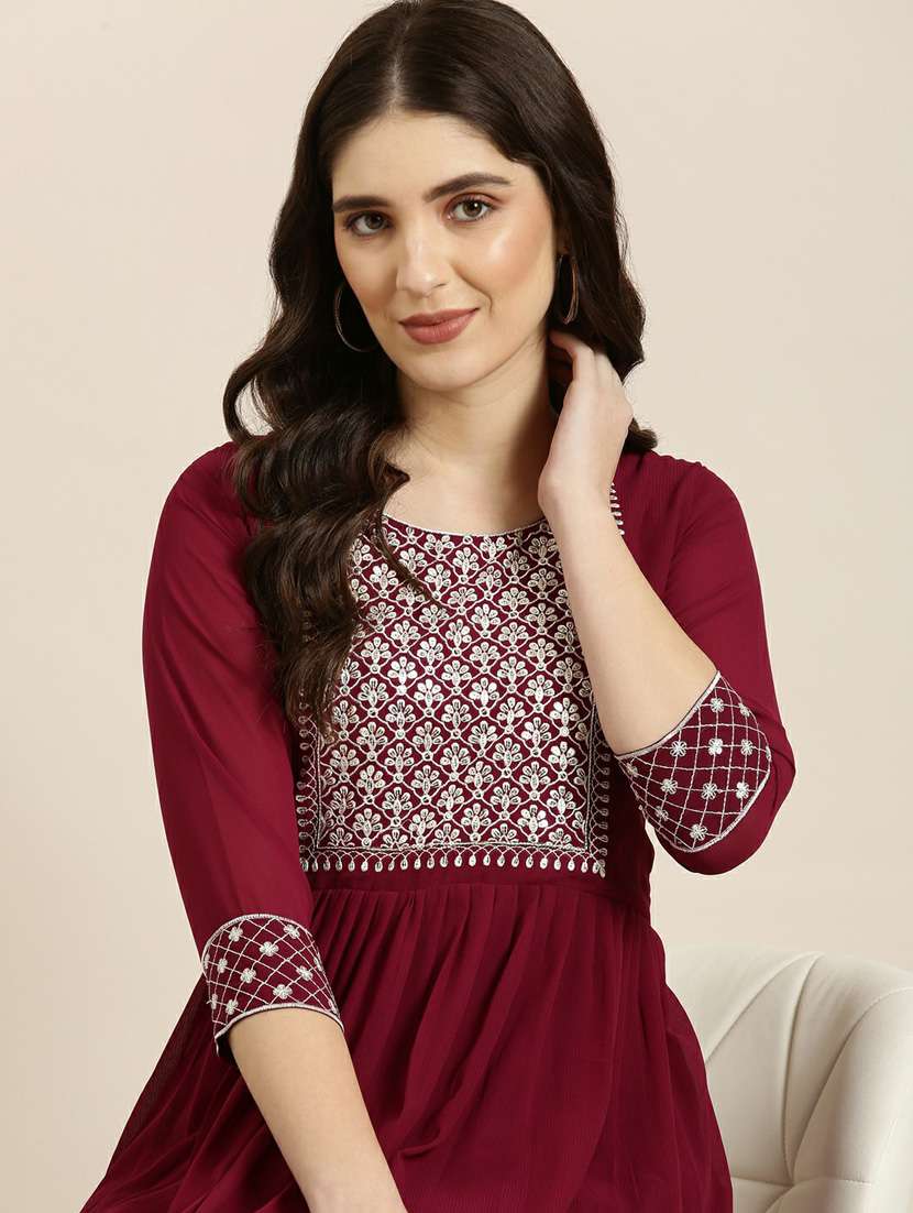 women embroidered tiered kurta - 20252391 - Standard Image - 5