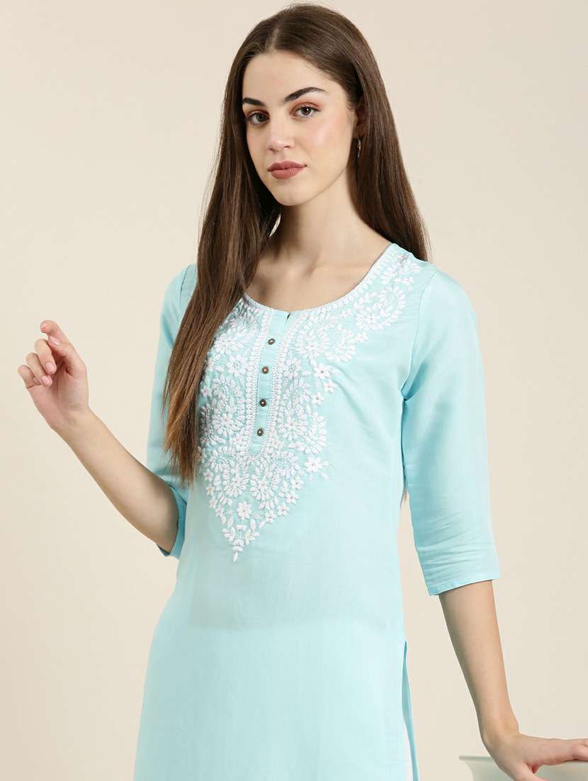 women embroidered straight kurta - 20252439 -  Standard Image - 5