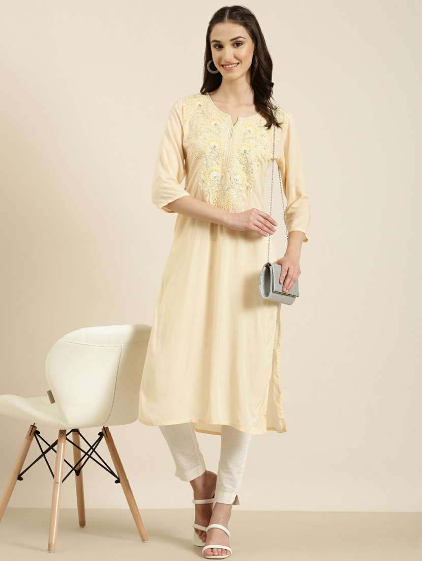 women round neck embroidered straight kurta - 20252576 -  Standard Image - 3