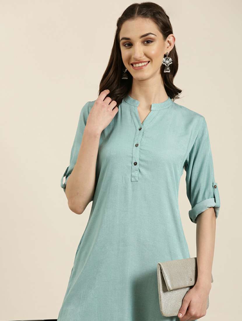 women mandarin neck solid straight kurta - 20252637 -  Standard Image - 5