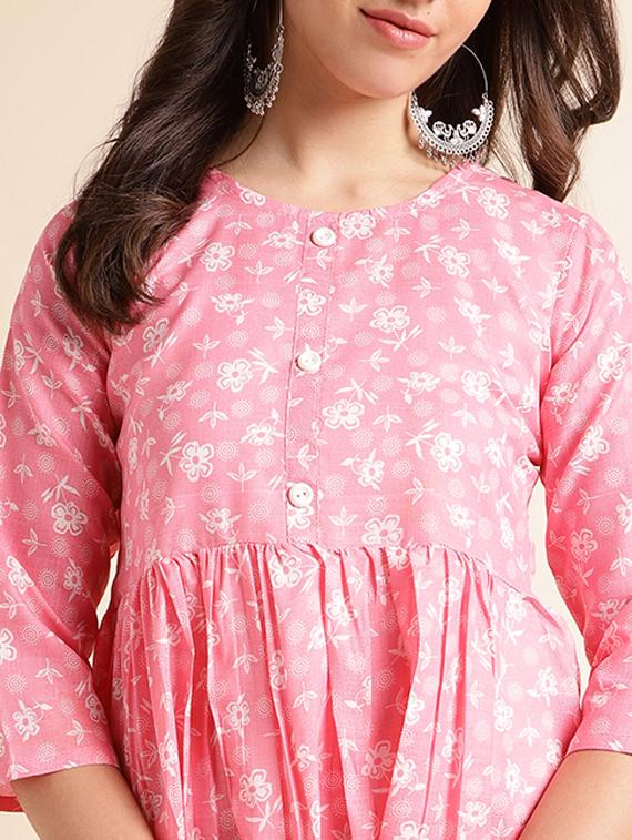 women pink floral printed flared kurta - 20253122 - Standard Image - 5
