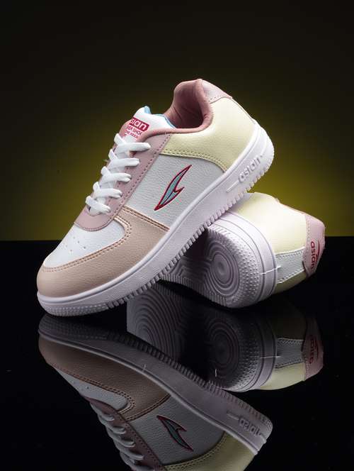 Lace Up