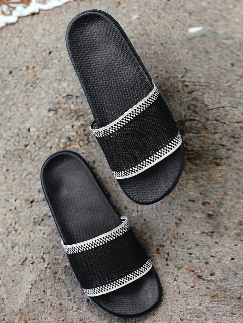 kapyansh geometric flip flop for women - 20263586 -  Zoom Image - 0