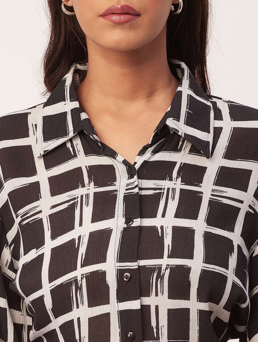 women's straight collared top - 20271558 -  Standard Image - 5