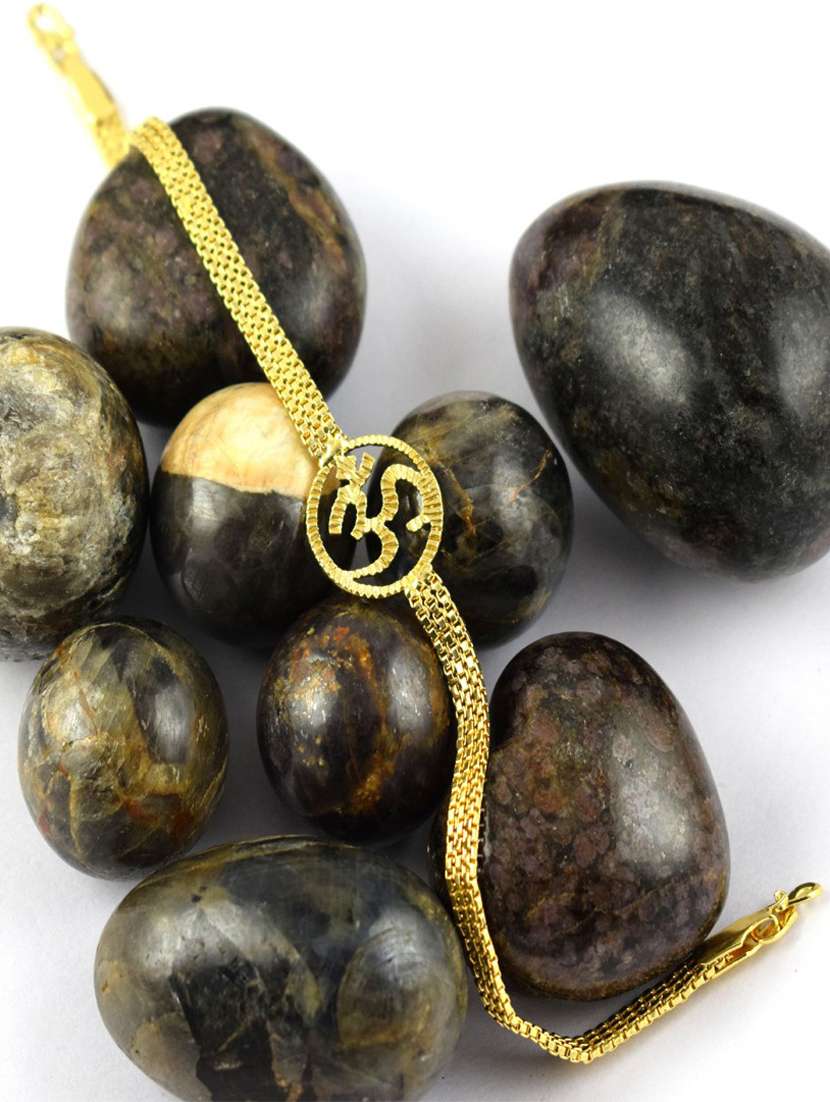 gold metal bracelet