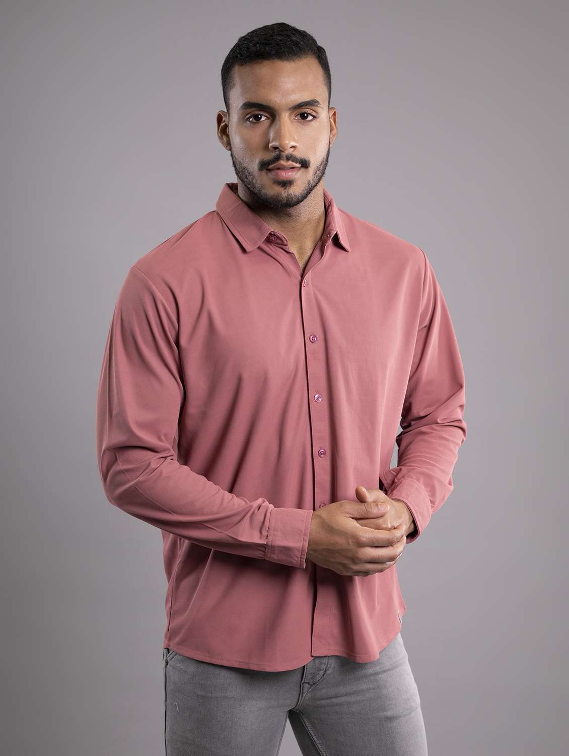 men peach regular fit solid casual shirt