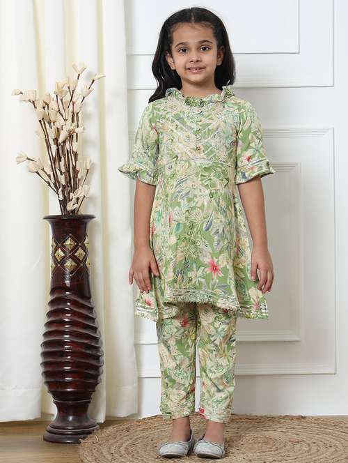 girl floral print cotton kurta palazzo set - 20271936 - Standard Image - 0