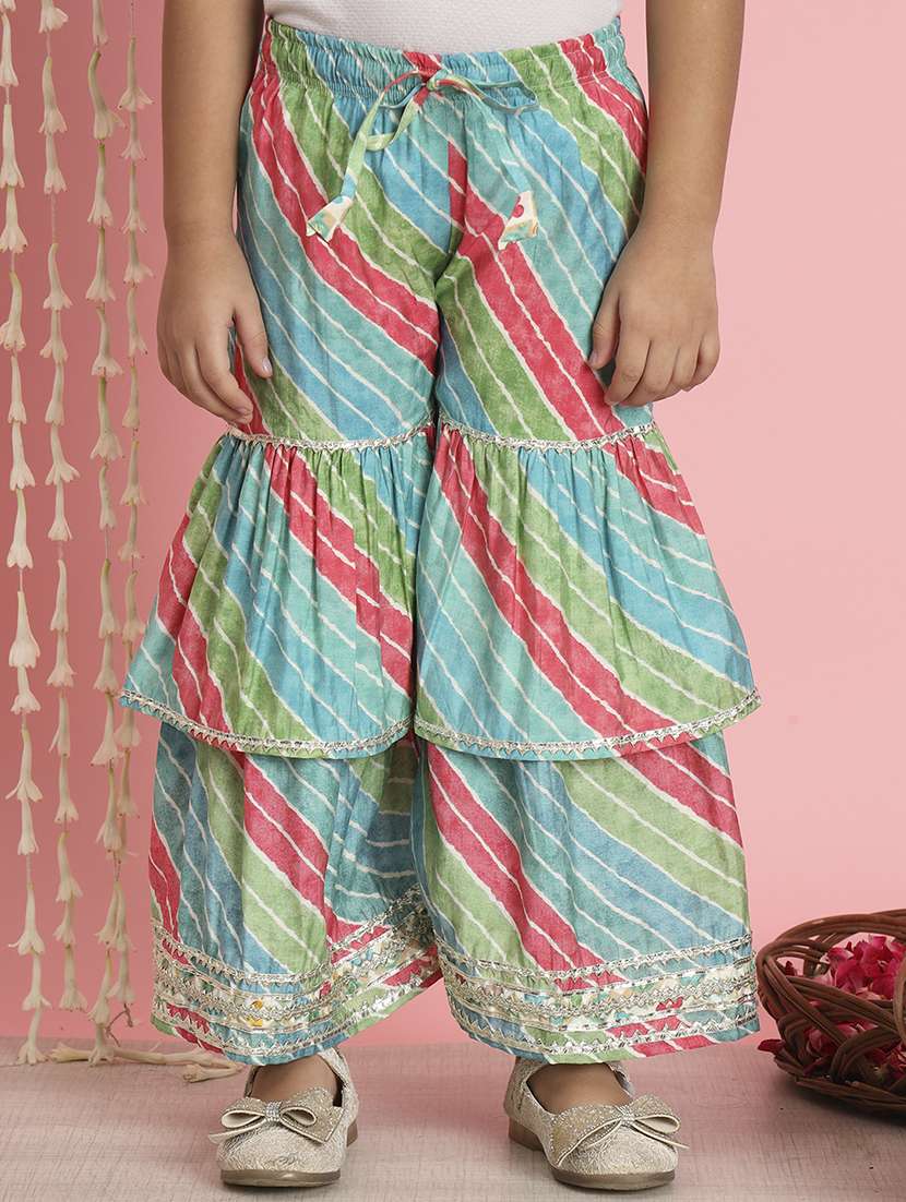 girl floral print cotton kurta sharara set - 20271975 -  Standard Image - 3