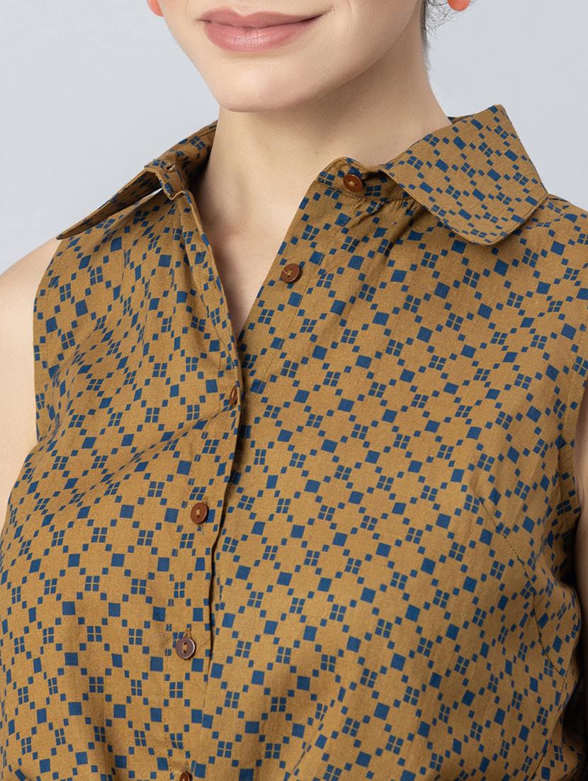women's crop collared top - 20272042 - Standard Image - 5