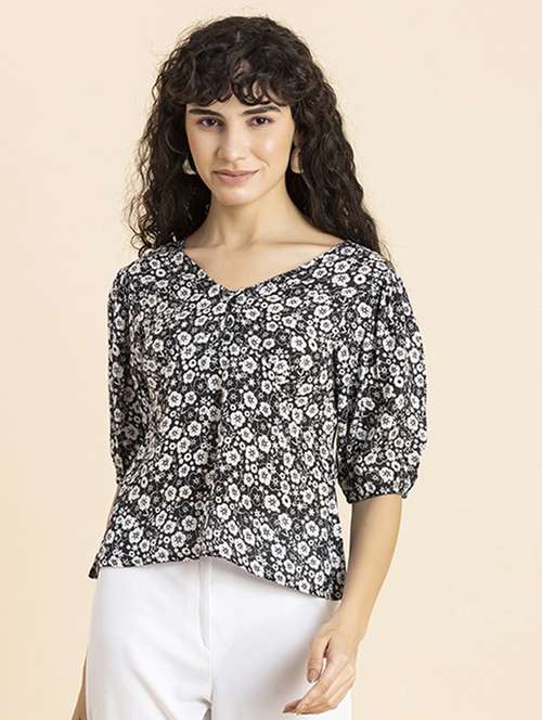 women black floral printed top - 20272085 -  Standard Image - 0
