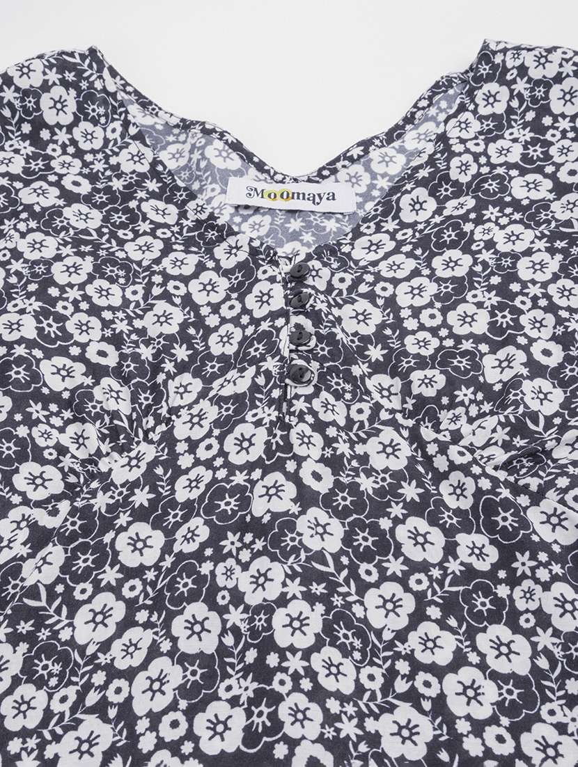 women black floral printed top - 20272085 -  Standard Image - 5