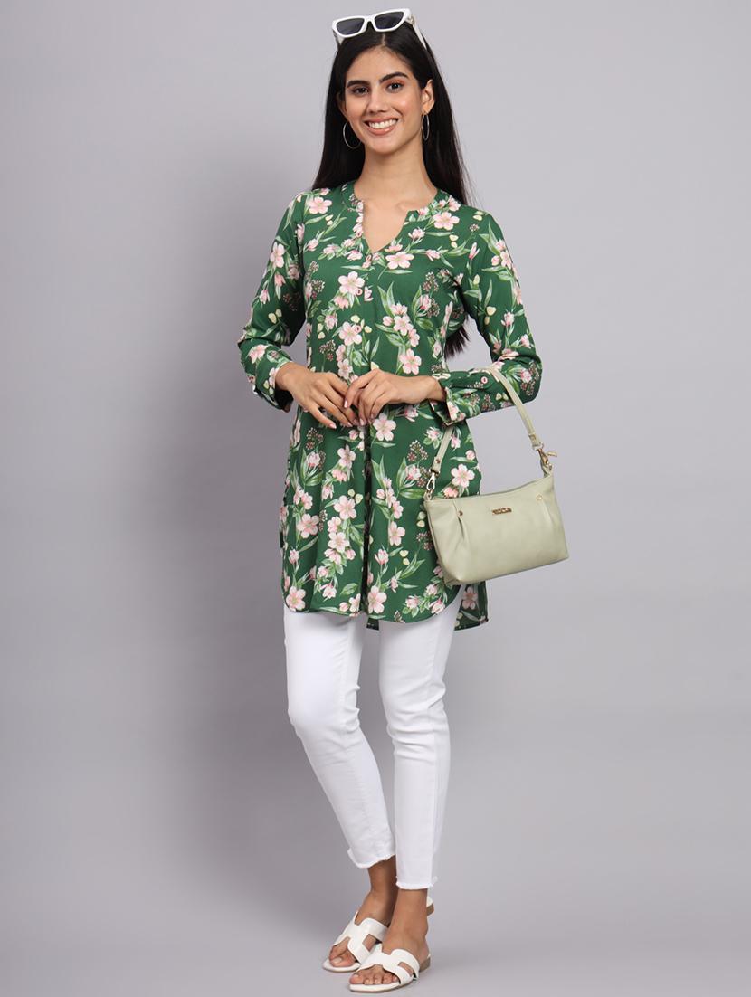 women green floral printed side slit kurti - 20273776 - Standard Image - 3