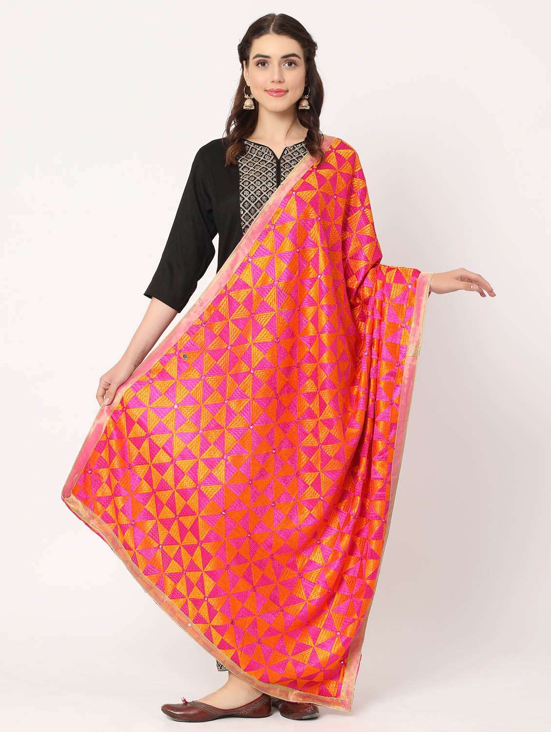 women pink phulkari embroiidered dupatta